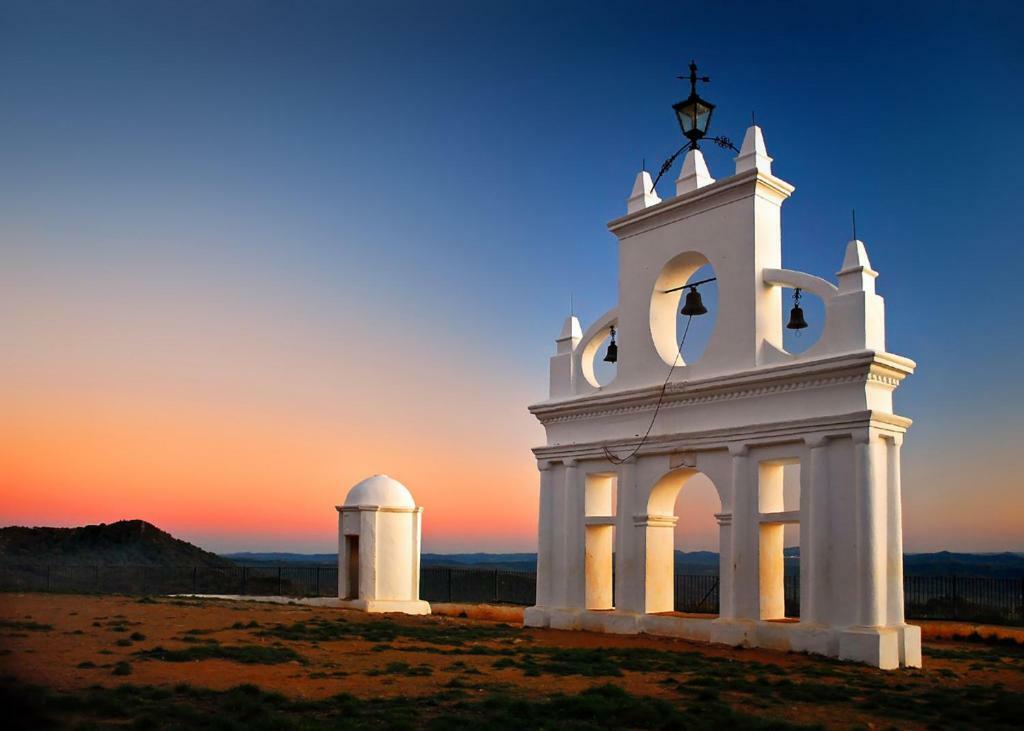 Casa Con Encanto En Alajar Luaran gambar