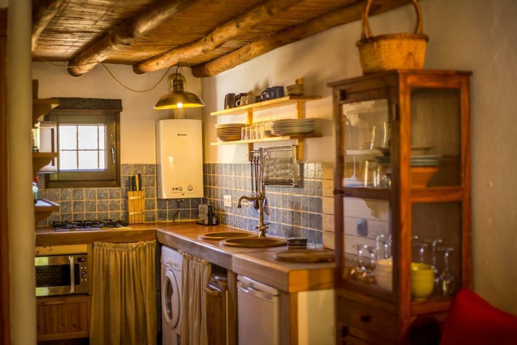 Casa Con Encanto En Alajar Luaran gambar