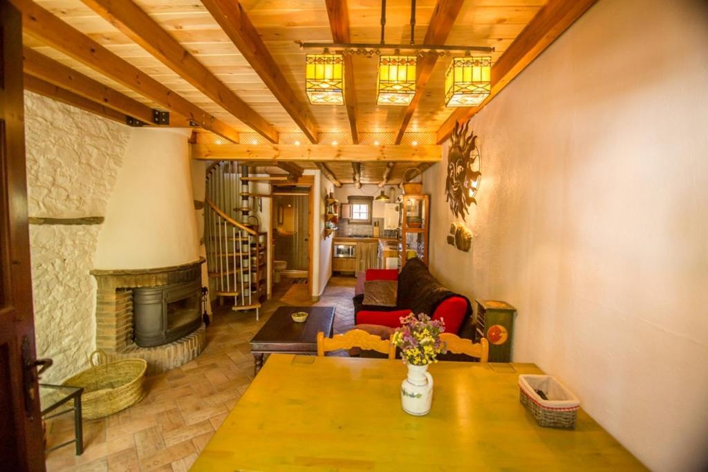 Casa Con Encanto En Alajar Luaran gambar
